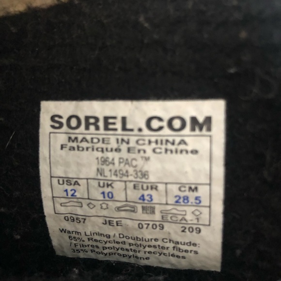 Women’s Winter Boots - Picture 3 of 3